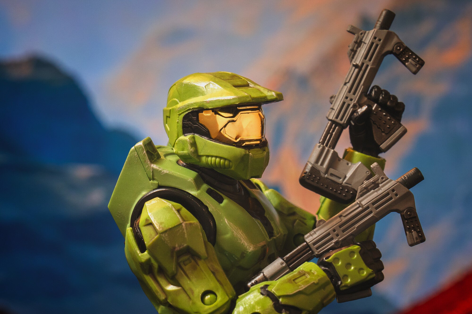 HLW0404_Master_Chief__Halo_2__Art_5_lpr.jpg