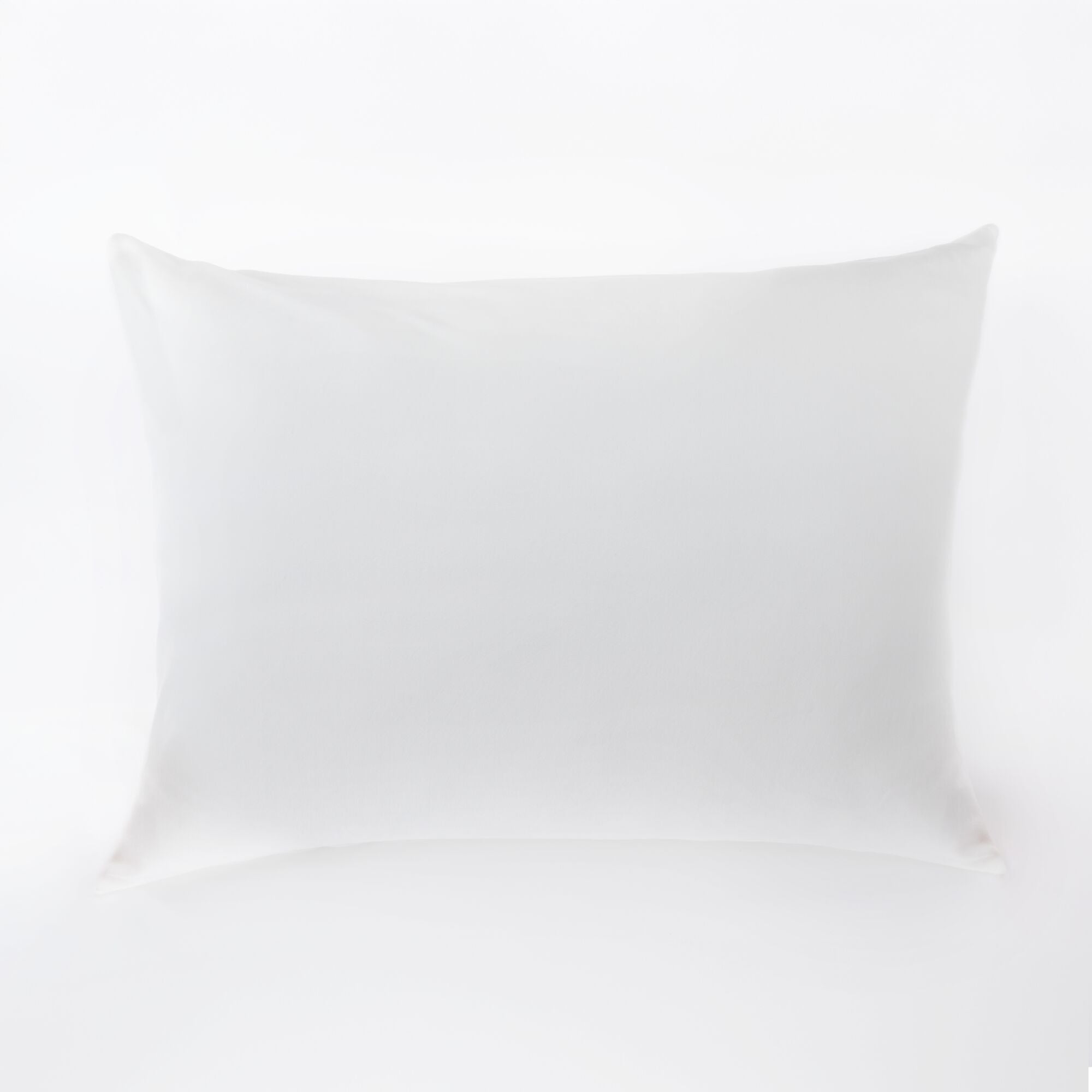 JPGOutput-SQPL00281_SquishPillows-SolidSlumber-White_OPF1.jpg