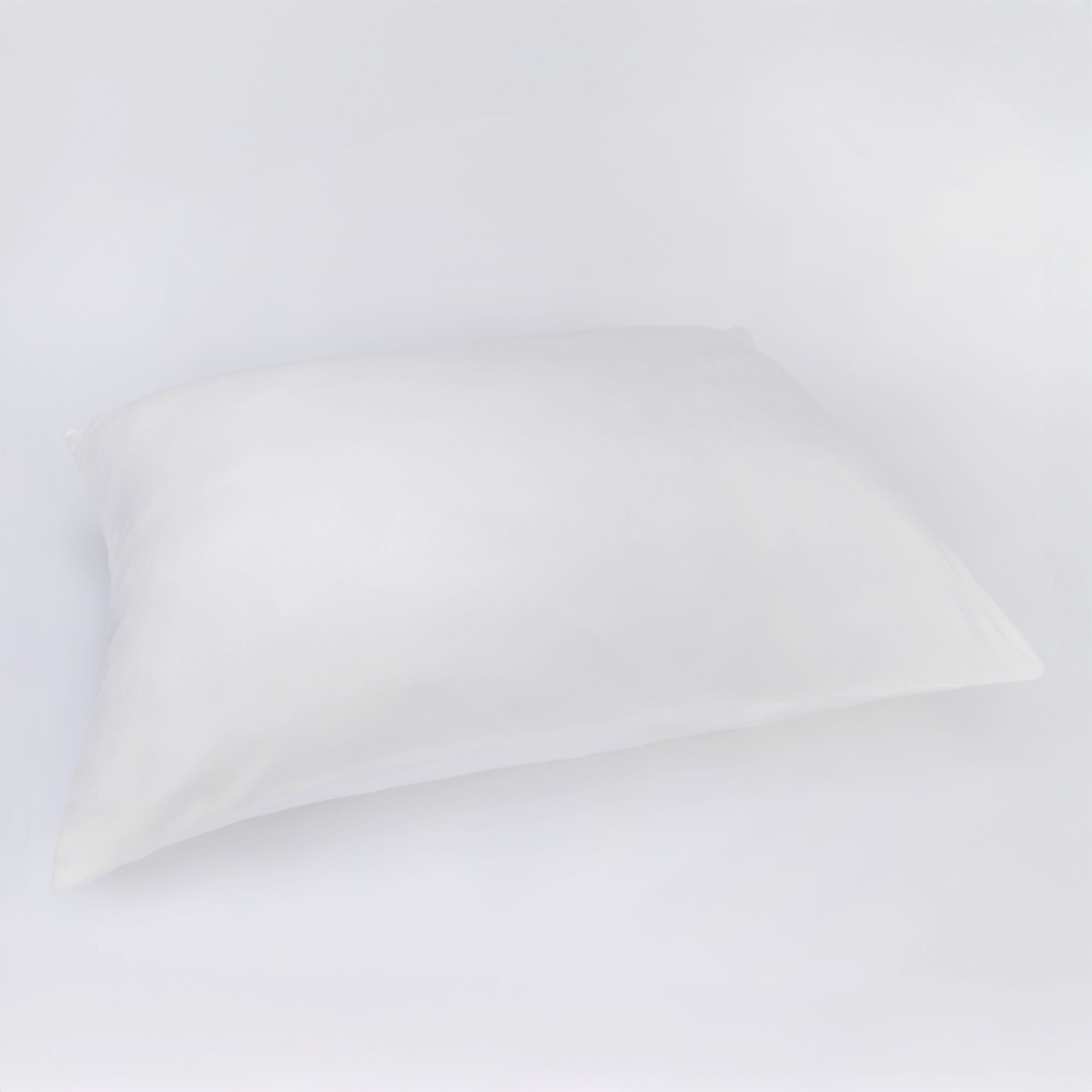 JPGOutput-SQPL00281_SquishPillows-SolidSlumber-White_OPF3.jpg