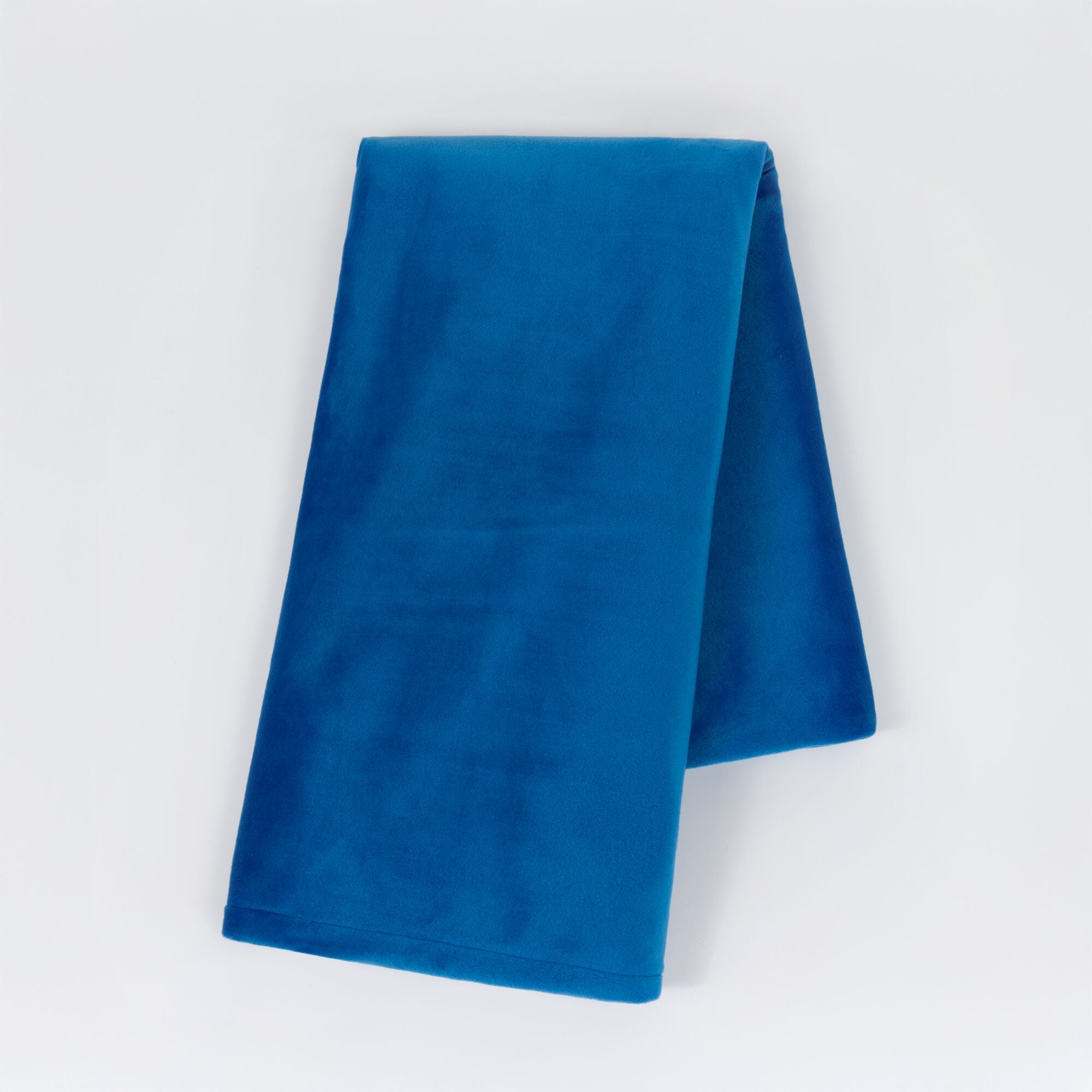 JPGOutput-SQPL00283_SquishPillows-SolidSlumber-Navy_OPF4.jpg