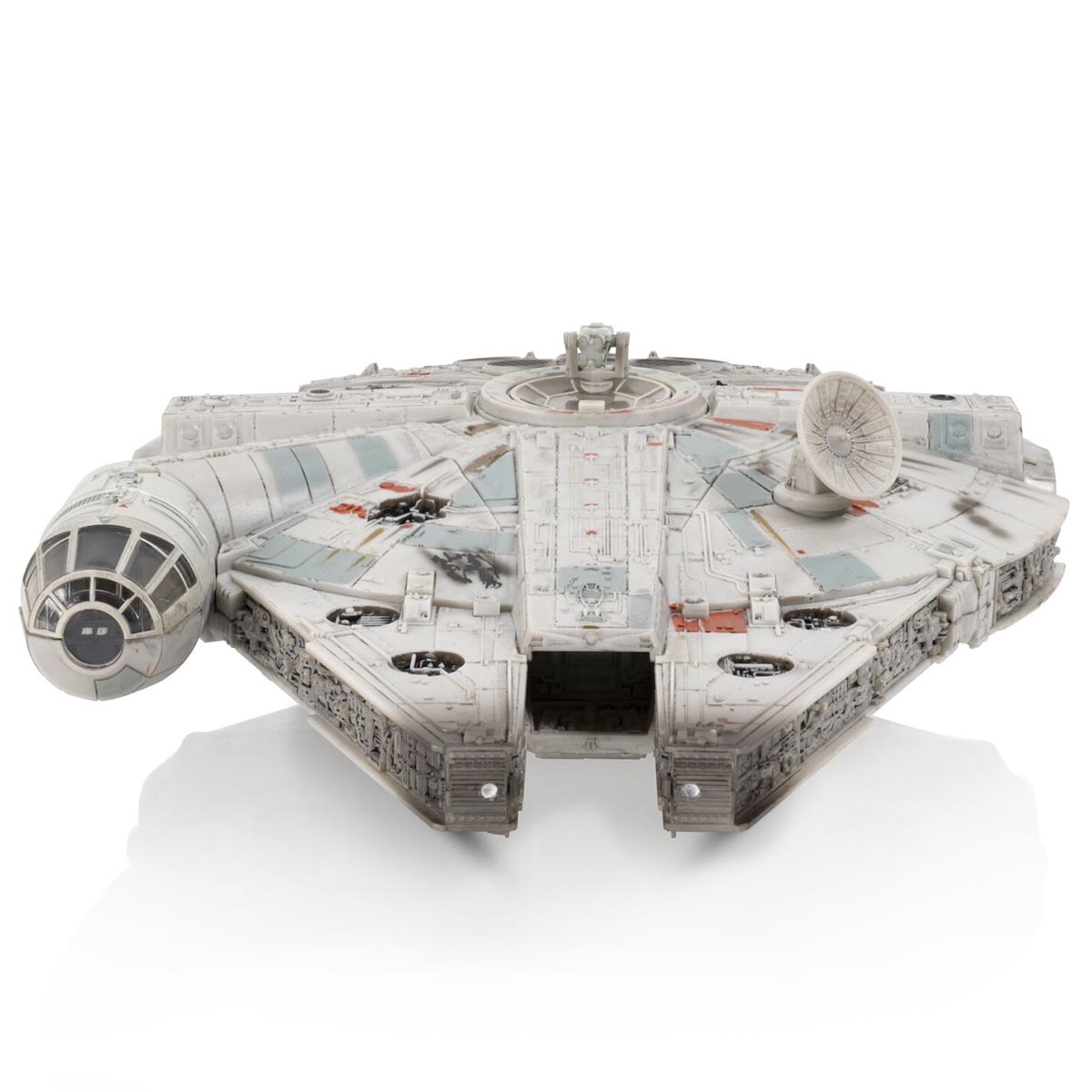 JPGOutput-SWJ0473_StarWars_FeatureVehicle_9VehicleandFigure_PremiumMillenniumFalcon_VaultDTC_OPF.jpg