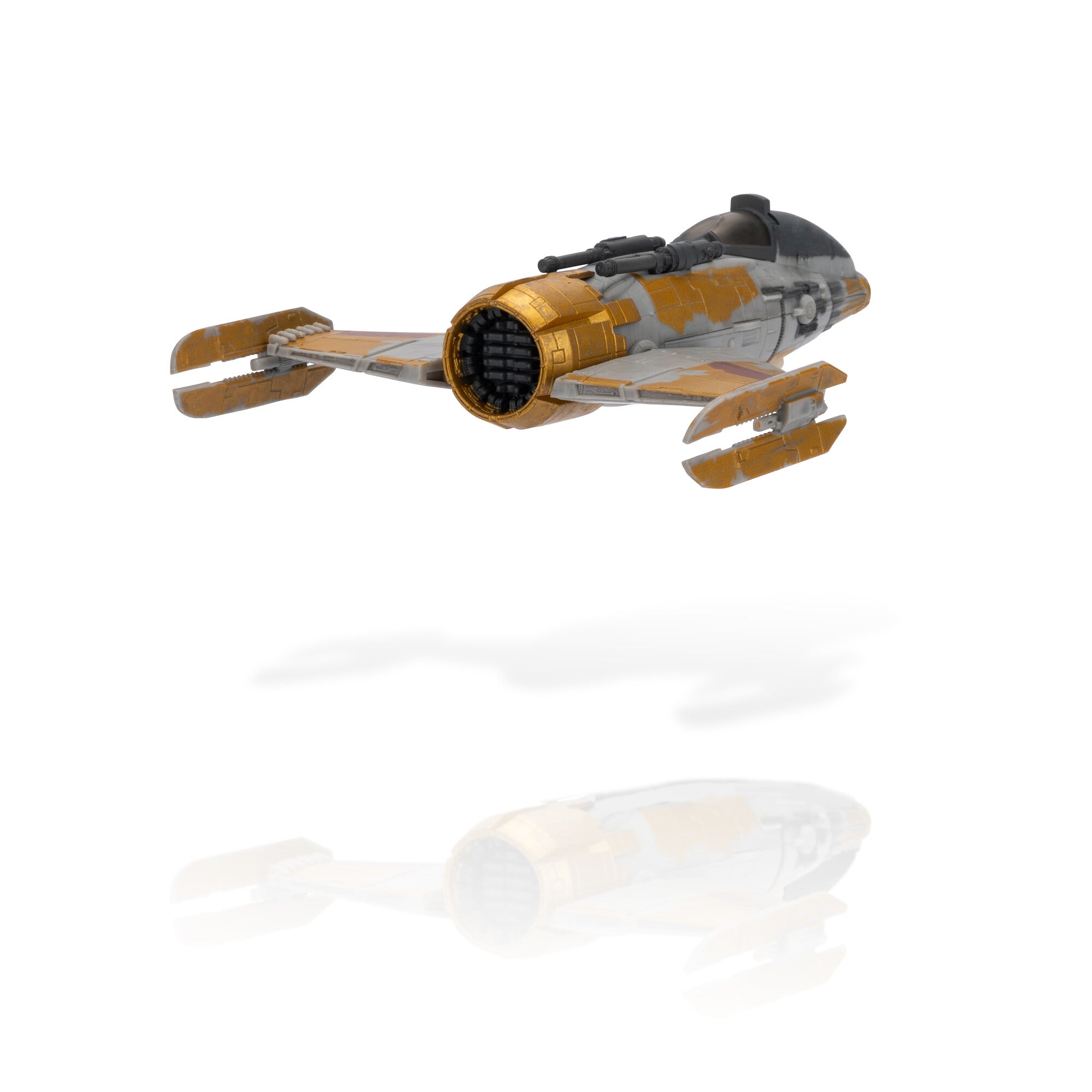 SWJ0341-FiendFighterMarrokw_LastInquisitor_Chase_-Series7-OPFlyingwithFigure3_4L_lpr.jpg