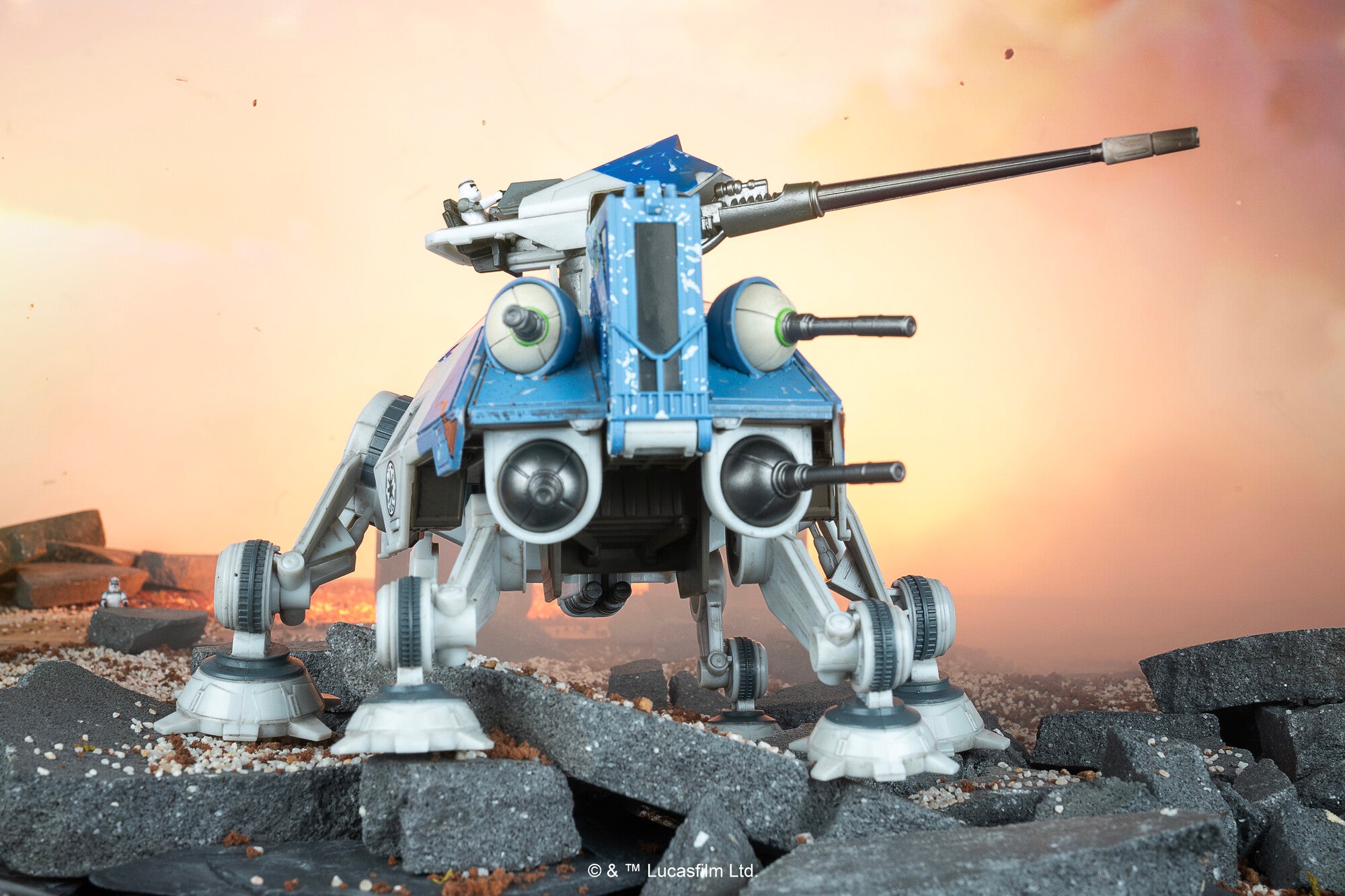 SWJ0474_AT-TE_Vault_Art13_lpr.jpg