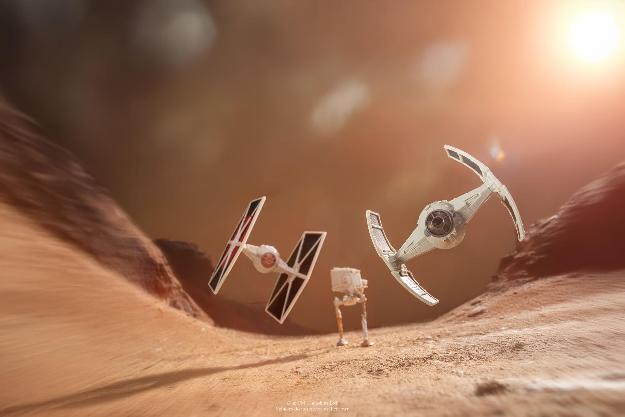 SWJ0485_StarWarsVaultLightAmorBoxSet_Artistic_Fig15.jpg